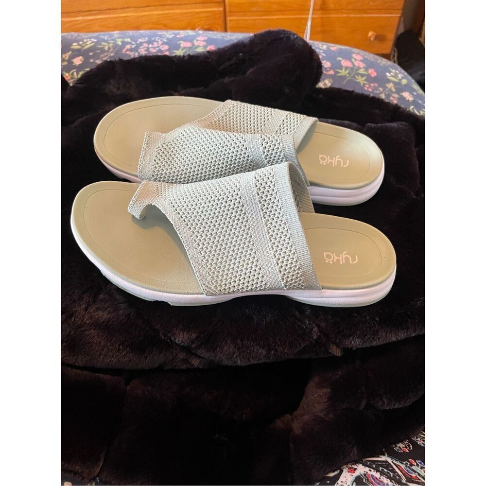 Ryka Womens Light Green Fabric Knit Margo Toe Ring Slip On Sandal Size 7